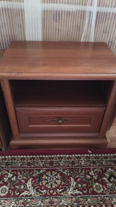 Продам прикроватные тумбы.