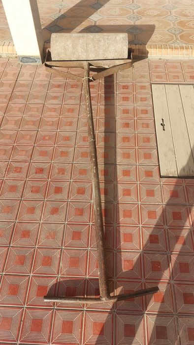 Продаётся каток ручной