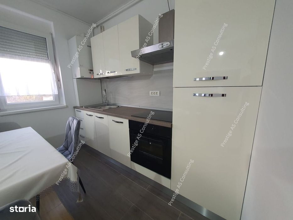 Închiriez apartament, 65mp, loc de parcare