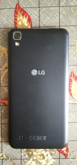 Продам телефон сотовый