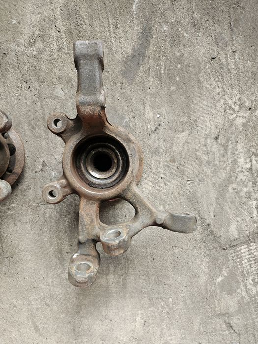 Шенкел преден Мерцедес E Cls w212 w218 4matik