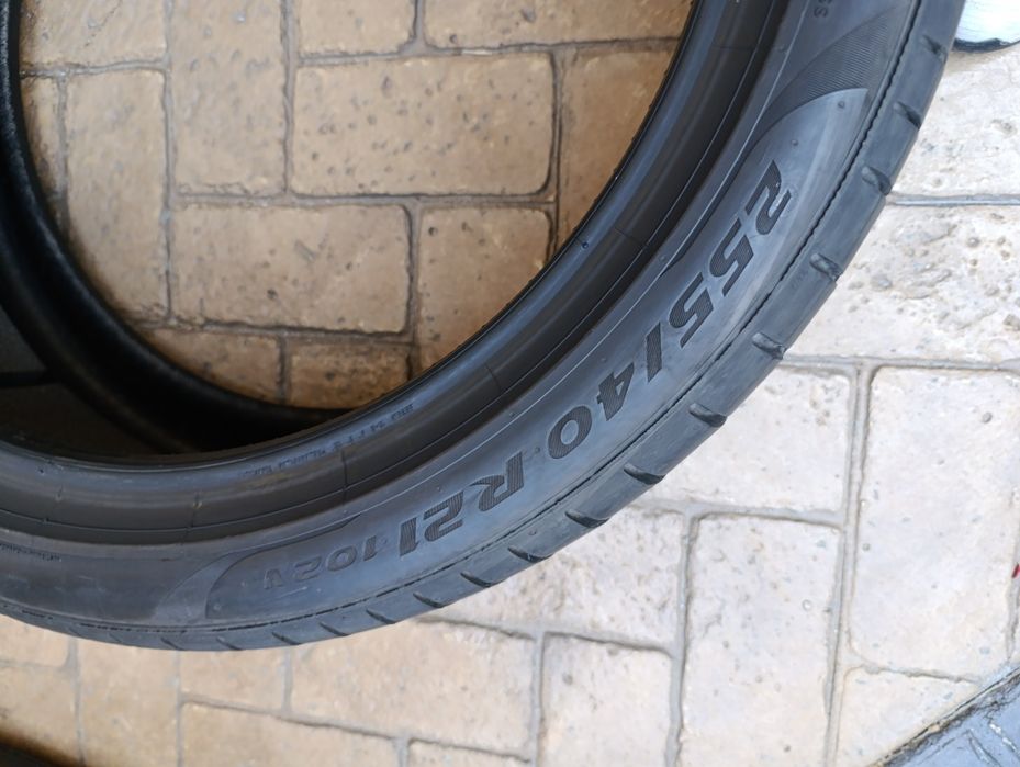 Летни гуми Pirelli 255/40/21 Pzero