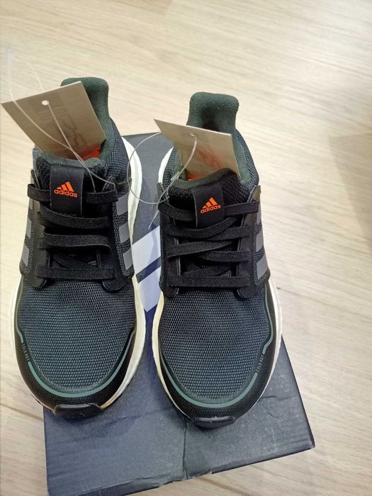 Кроссовки на мальчика р.30