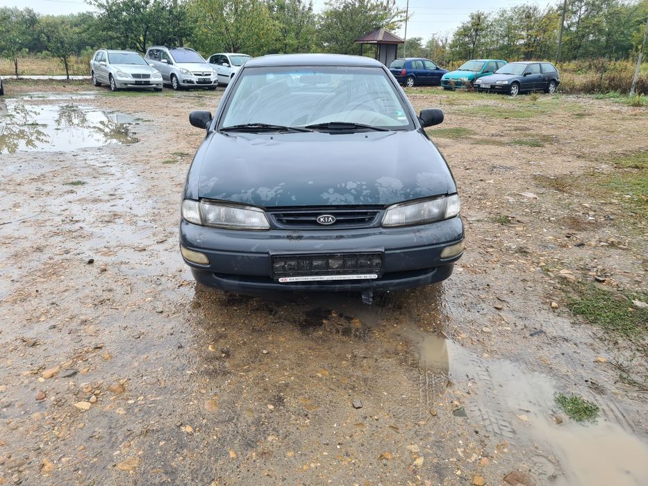 Киа Сепиа 1.6, бензин на части.