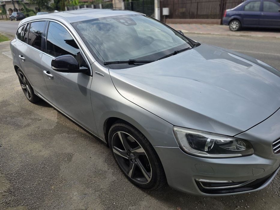 Volvo v60 hibrid 2013