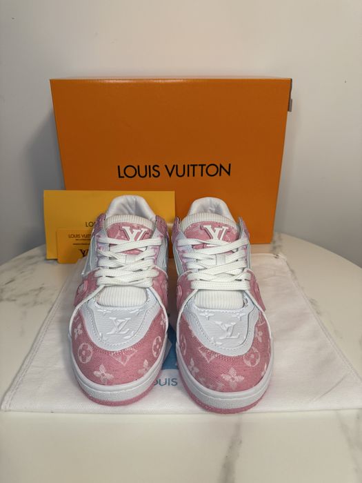 Adidasi Louis Vuitton Roz Model Dama