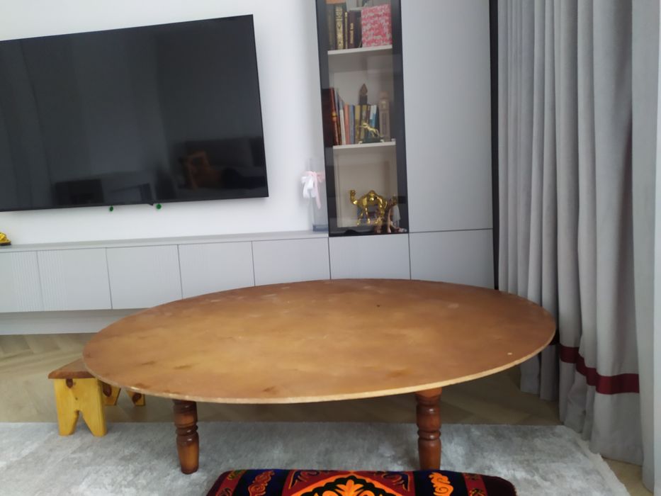 Продам стол круглый жер стол напольный. Ручная работа