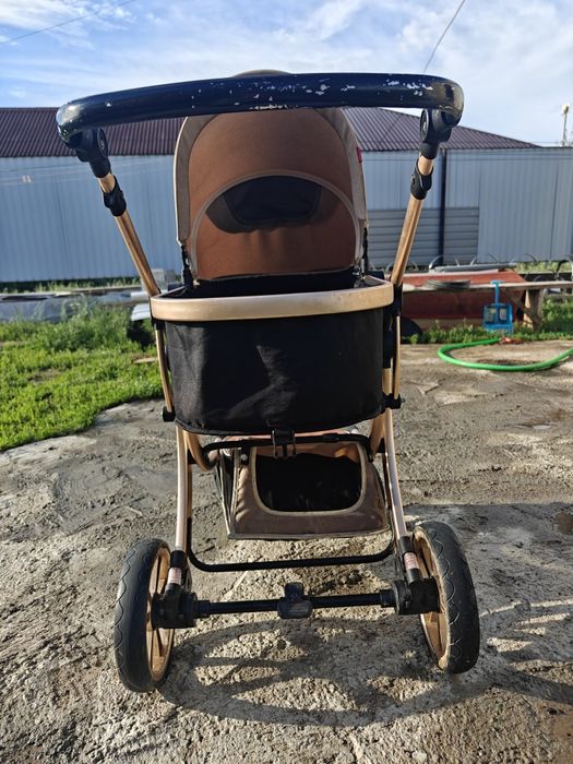 Продам детскую коляску