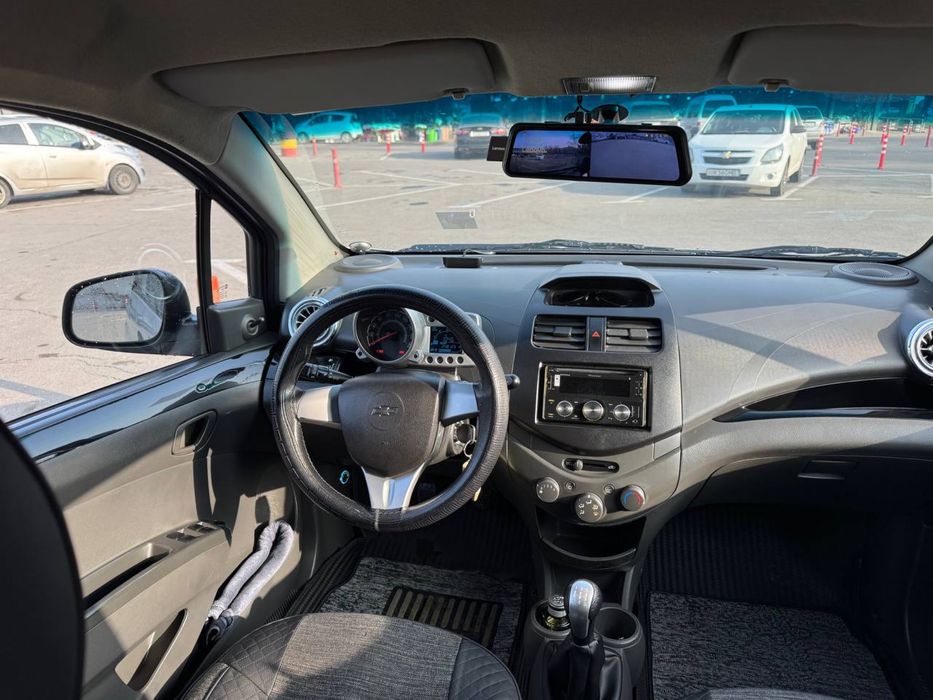 Продаётся Spark 2010 года