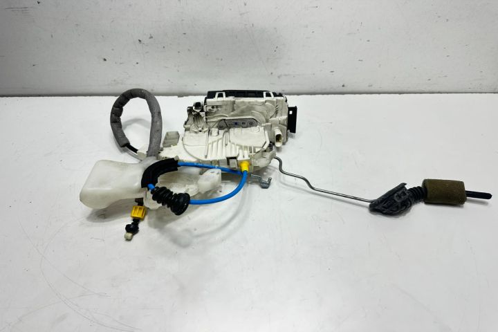 Broasca usa fata dreapta a0997200435 Mercedes-Benz E-Class W212