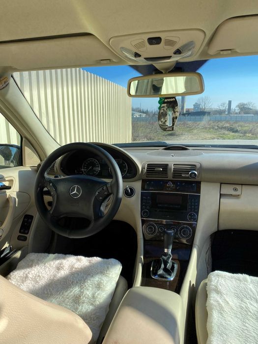 Mercedes-Benz C180 Kompresor,benzina+gpl 2004,270000 km,consum mic