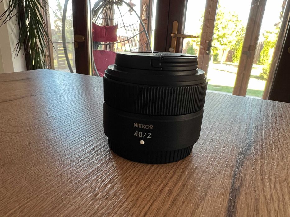 Nikon Z 40mm f/2 – Ca NOU, Garanție F64 5 ani (până în 11.2030)