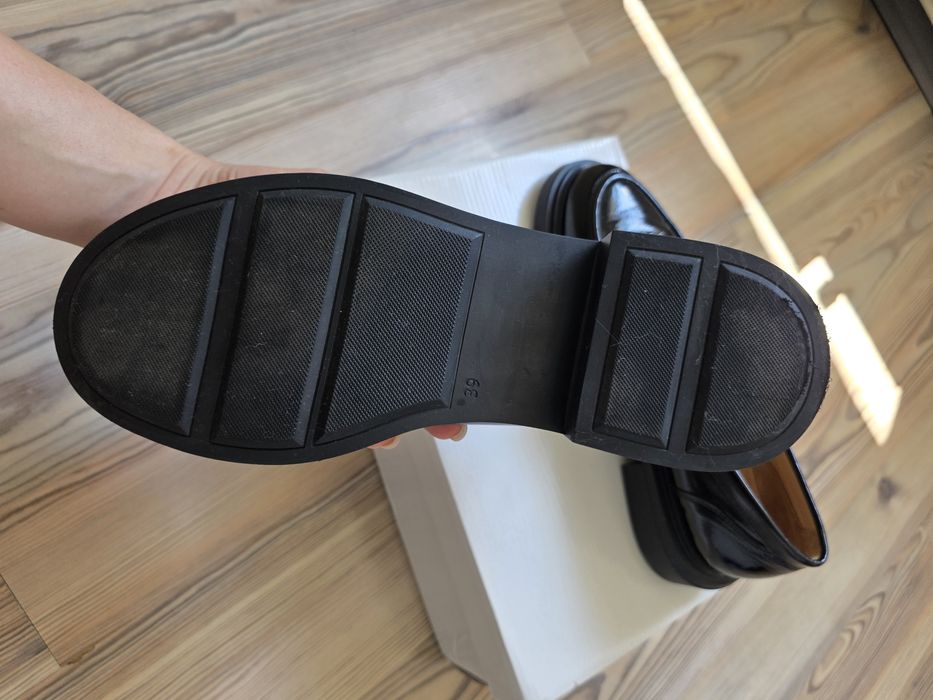 Mocasini din piele