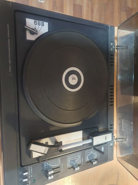 Проигрыватель Radiotehnika