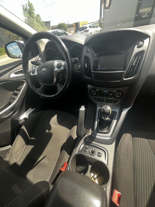FORD Focus 0 — imagine 4