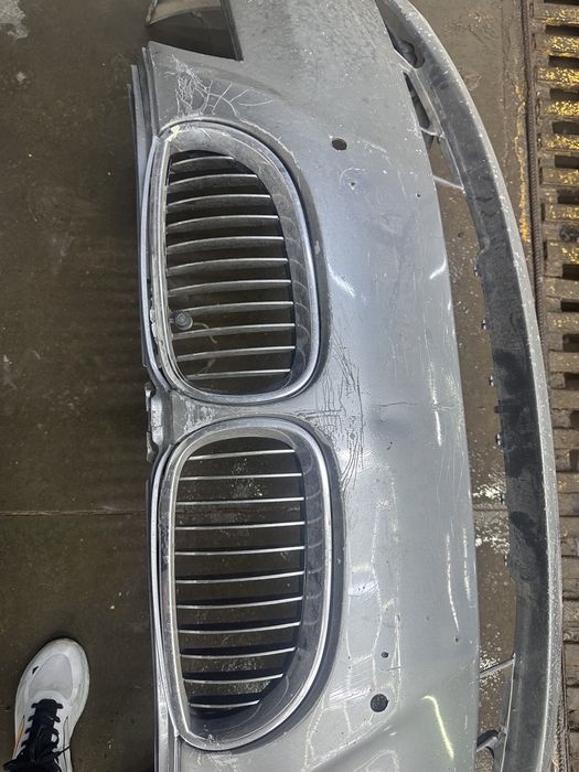 Передний бампер Bmw e60