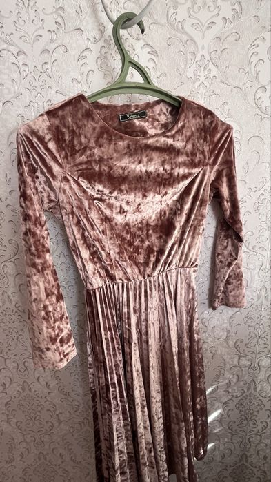 продою разные платье