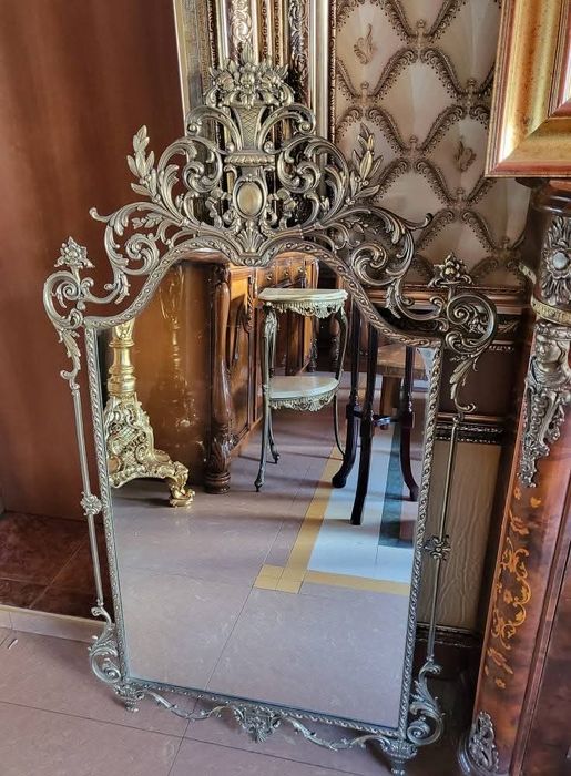 Великолепно старо огледало от месинг