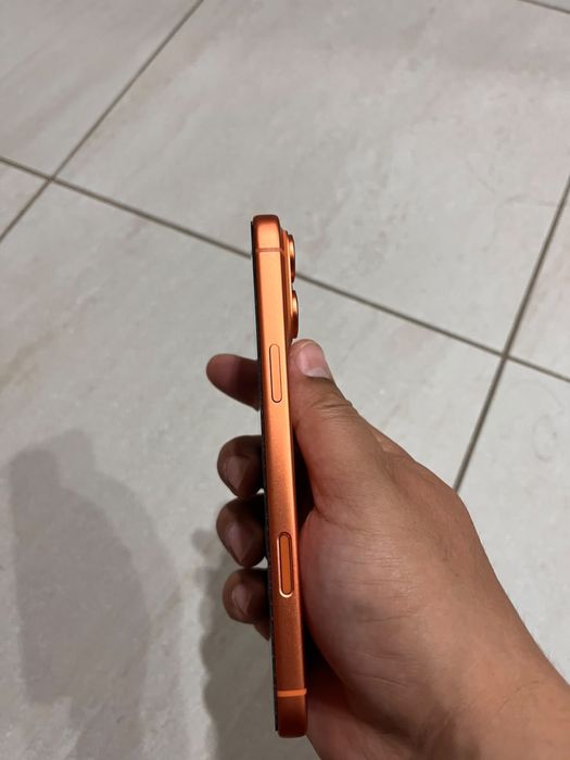 Продам iPhone 17 Pro Max 256 ГБ