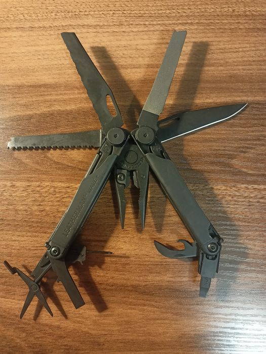 Мультитул Leatherman Wave+ black, чехол.