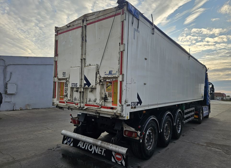 Semiremorca basculanta STAS