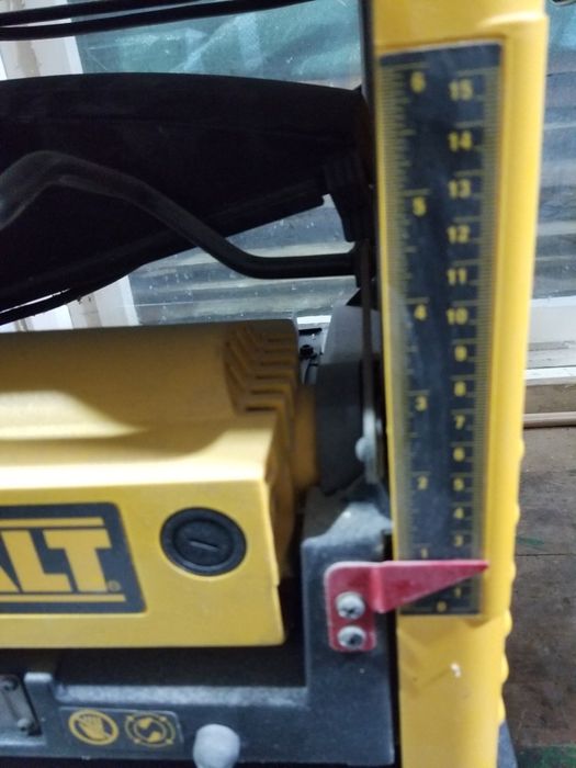 DeWalt DW733 rindea electrica grosime