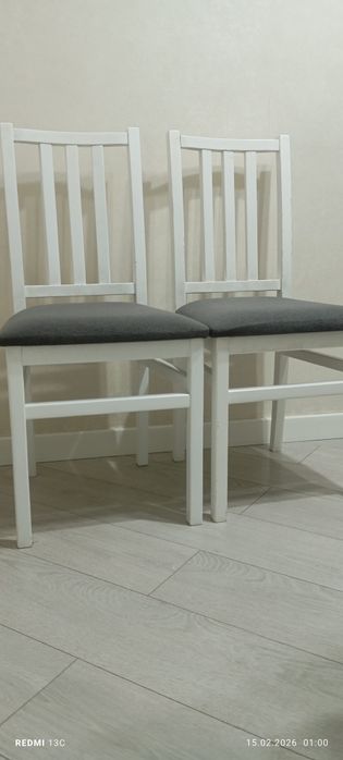 Стулья кухонные 4 штукии