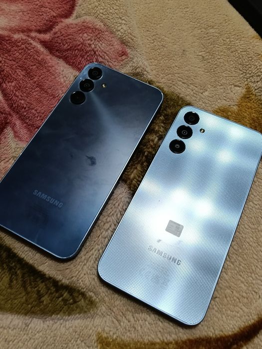 Vând 2 telefoane și un leptop 1000 Ron toate !