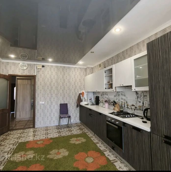 Продам 2х ком квартиру мкрн Строитель