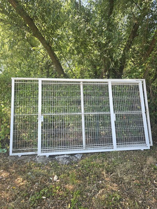 Set 2 porți culisante 7,3 m + poartă pietonală 1 m integrată