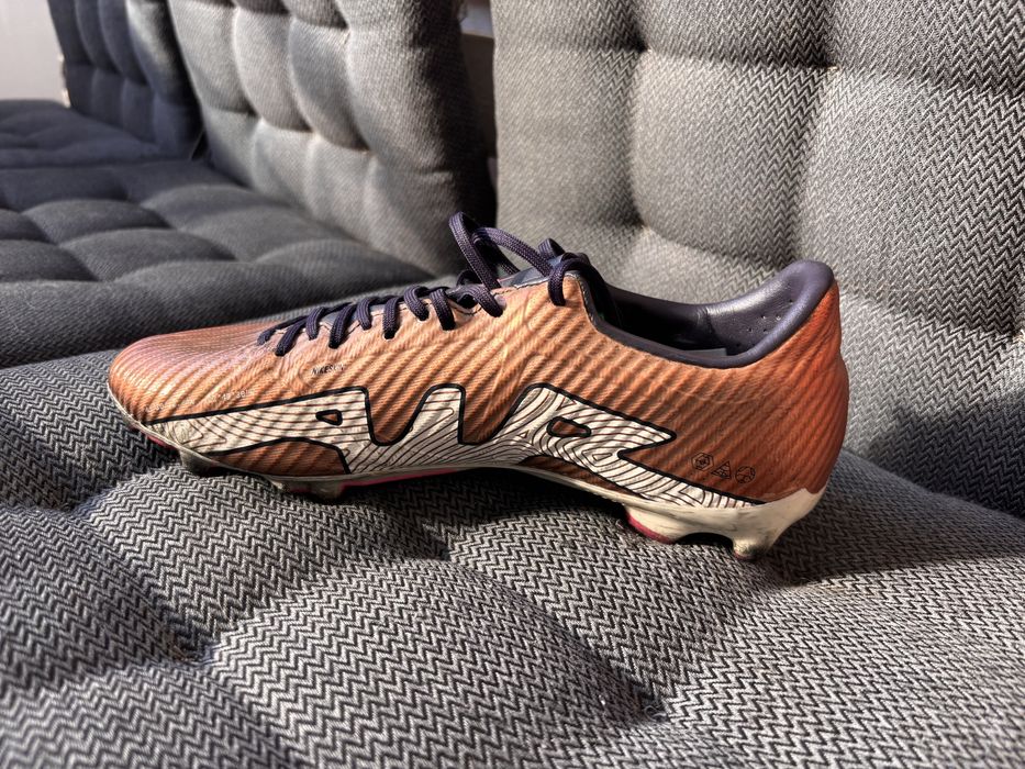 Продавам nike air zoom