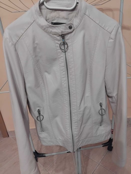 Кожено дамско яке