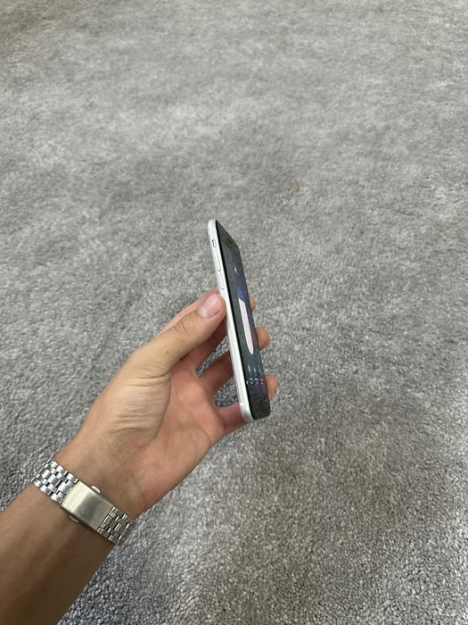 iPhone SE 64GB 80% Emkost