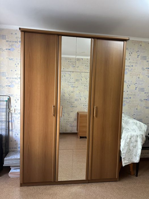 Продам шкаф в идеальном состоянии