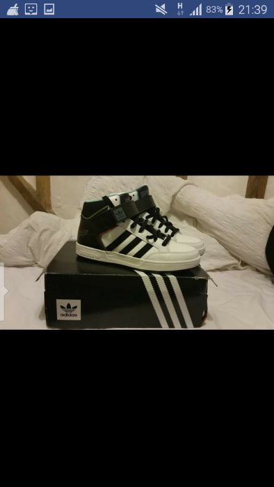 Vand adidasi Adidas !!