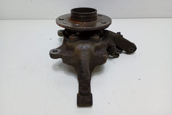 Fuzeta  dreapta fata Nissan NV  seria