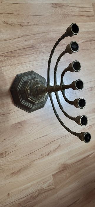 Менора голям бронзов свещник