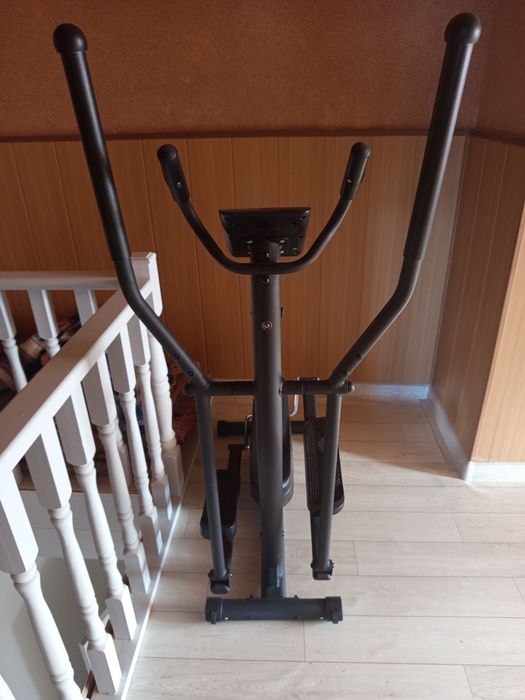 Эллиптический тренажёр