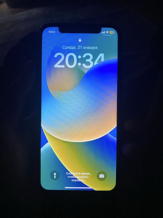 Продам IPhone X в отличном состояний