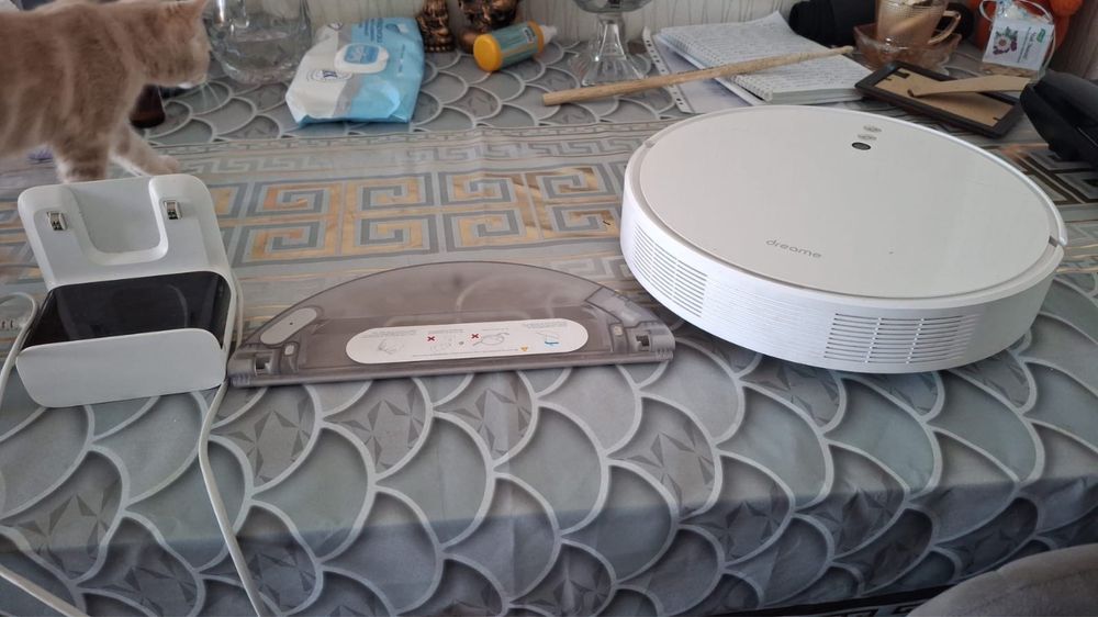 робот-пылесос Dreame