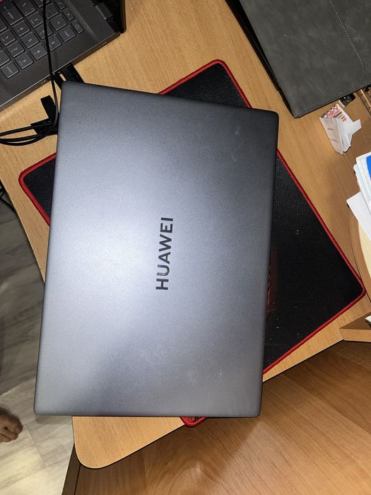 Huawei Mate D16 2024