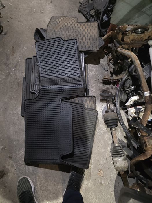 Гумени стелки за Ford F150