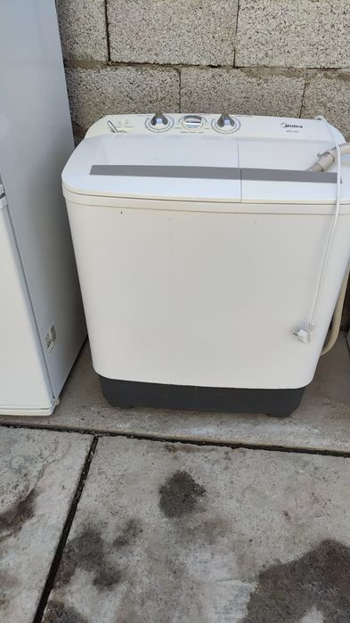 Продам стиральную машинку