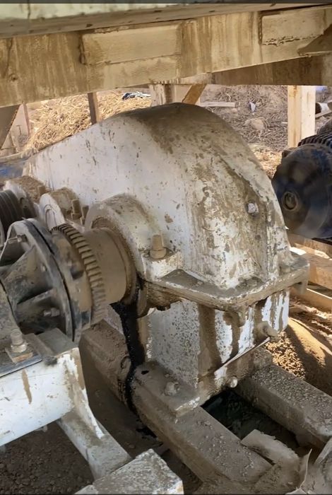 Xom g’isht zavod Sotiladi