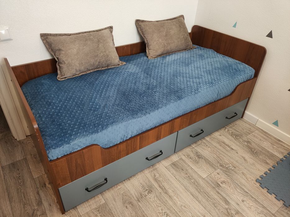 Кровать детская,, подростковая.