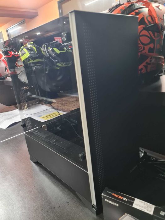 Продавам настолен компютър – i7 / RTX 3060 Ti / 64GB RAM