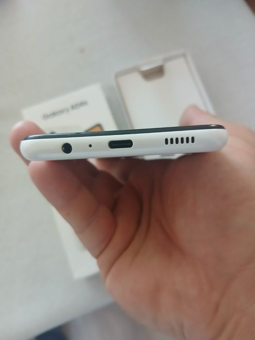 Продавам samsung