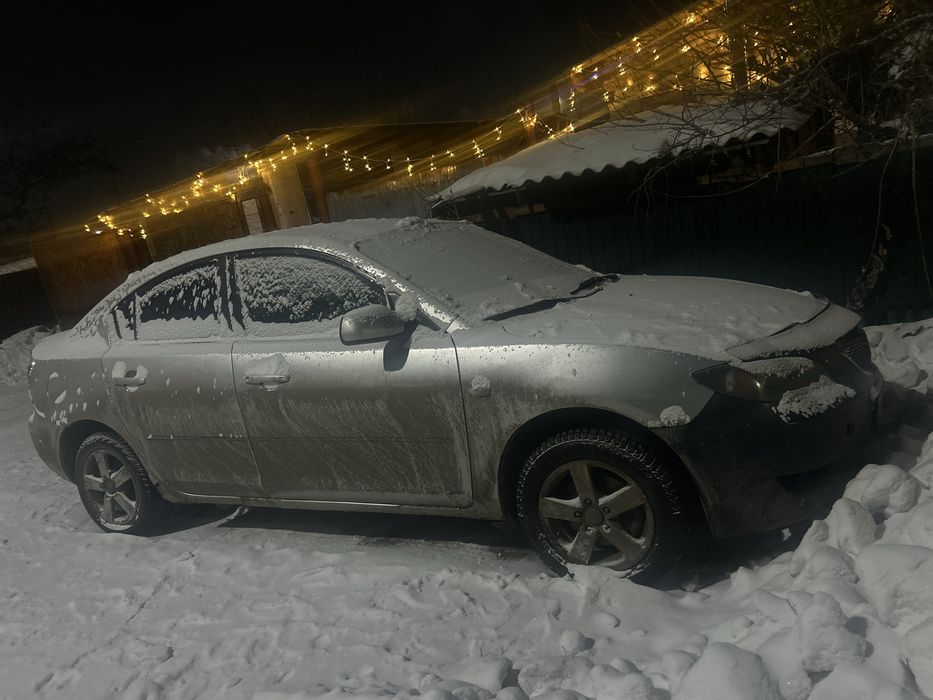 Продам Мазда 3  2003 года