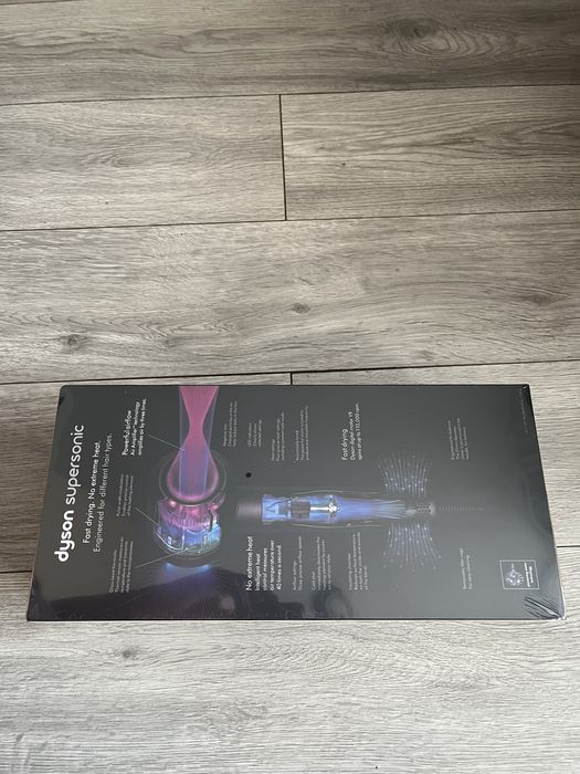 Dyson supersonic
