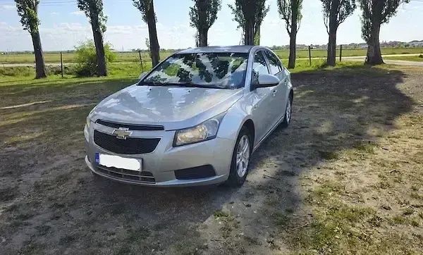 Închirieri auto Chevrolet Cruze 2012  1.6 GPL